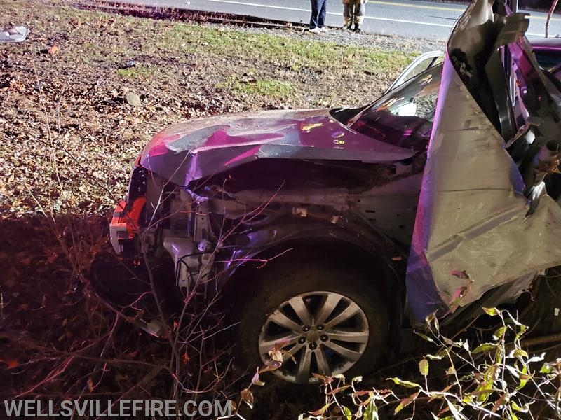 2019-11-22 - Single MVA on Old York Rd. Photo By N. Fair